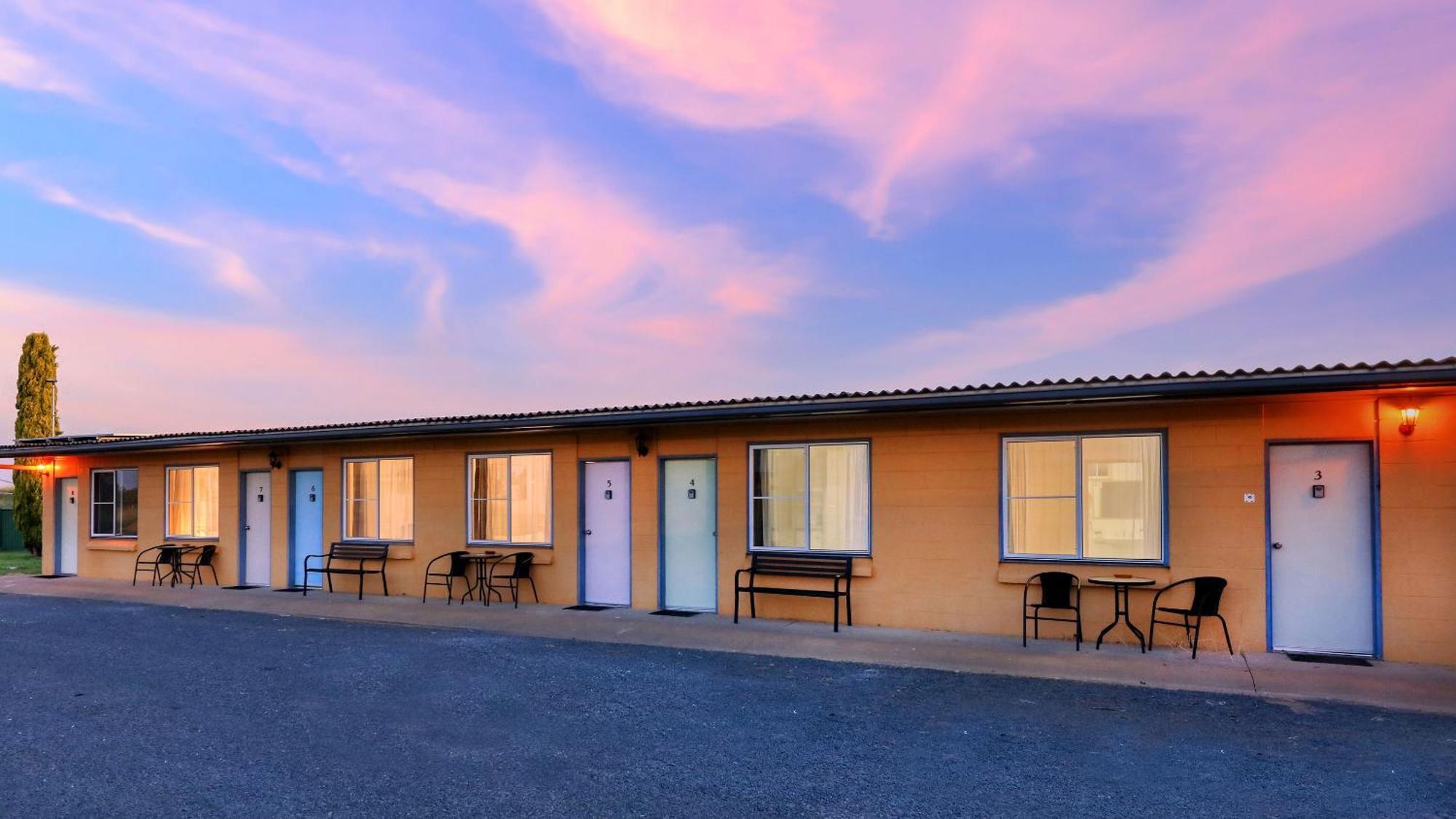 Artesian Motor Inn Under New Management Rams Motel Coonamble Extérieur photo